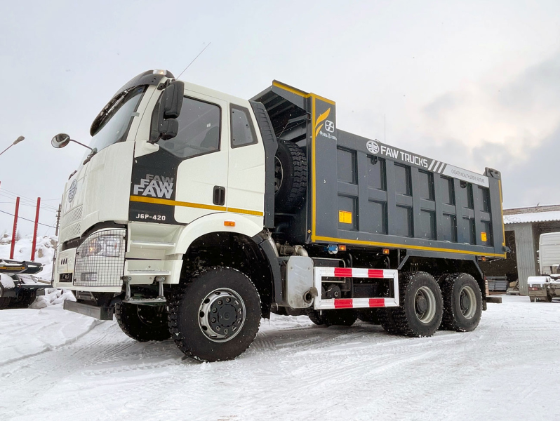 FAW J6P 6x6
