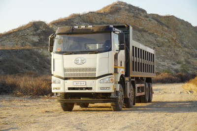 FAW J6P 8x4