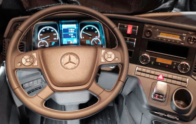 Mercedes-Benz Actros 2645 LS ADR