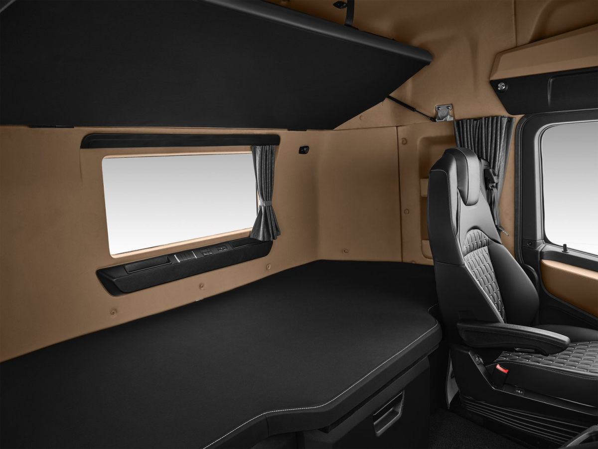 Foton Galaxy 1852 AMT